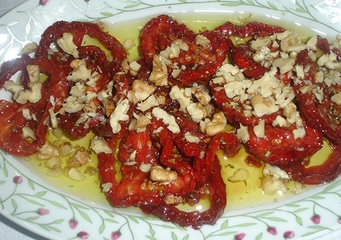 Domates Kurusu Mezesi Tarifi ve Malzemeleri